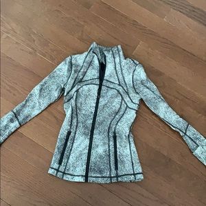 lulu lemon zip up jacket